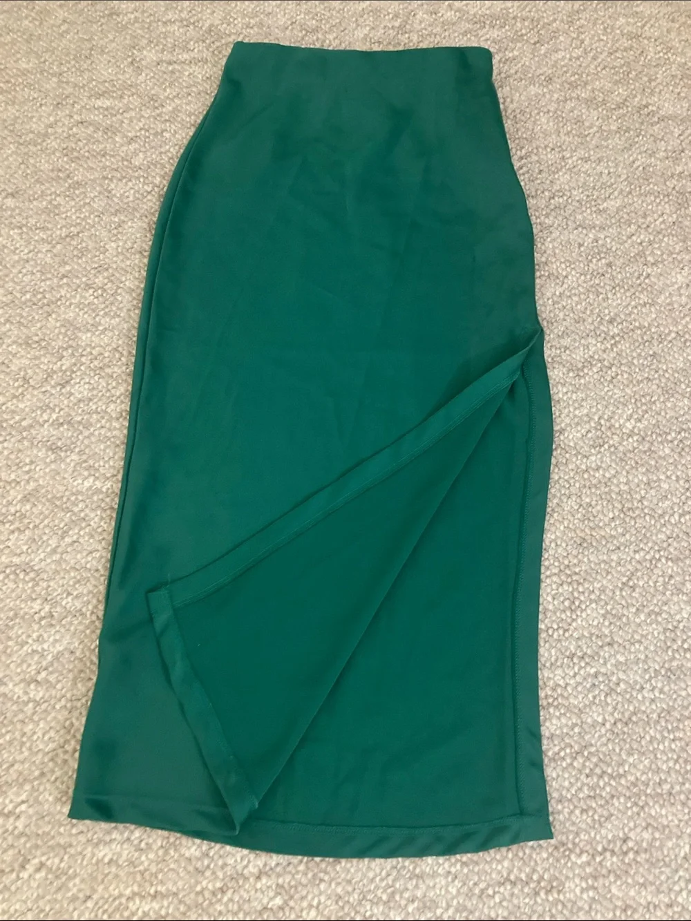 Urban Outfitters Green Satin Midi Pencil Skirt XS